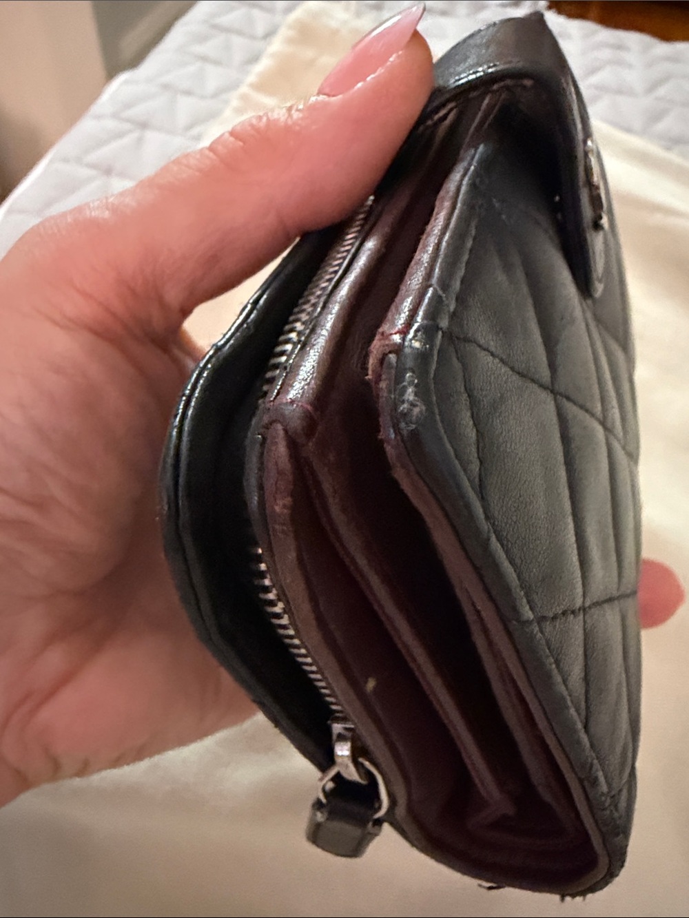 CHANEL Black Quilted soft Leather Snap Wallet with Silver CC Emblem - Picture 10 of 16